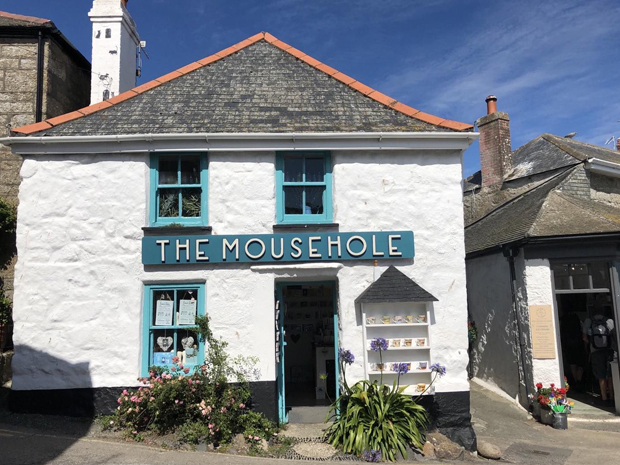 mousehole-gift-shop-west-cornwall-tour