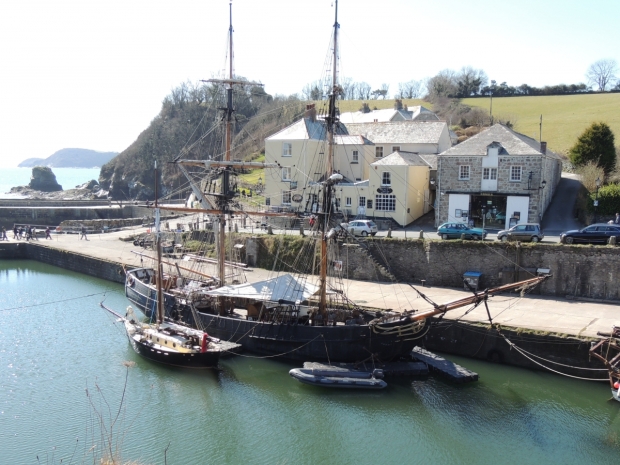 South Cornwall sightseeing tour including tall ships in Charleston harbour